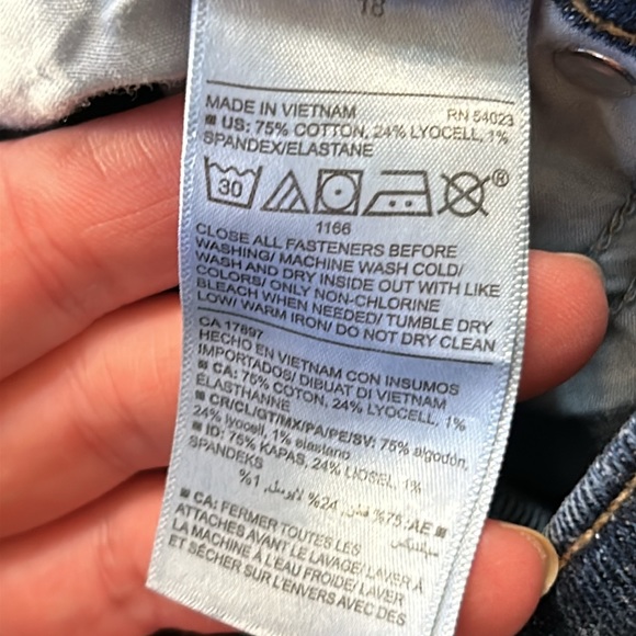 NWT OLD NAVY 18 high rise button fly slouchy straight w secret slim pocket jeans - Picture 10 of 10